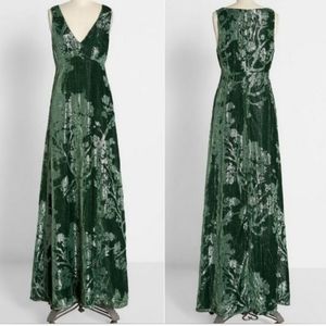 NWT ModCloth Once Upon an Enchanted Forest Green Maxi Dress size XL